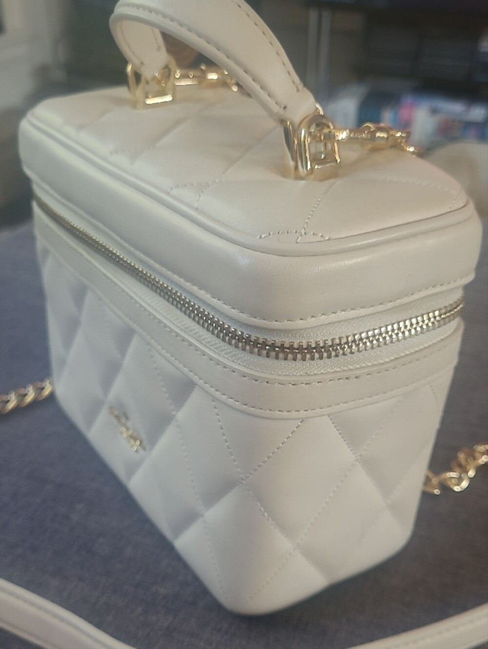 kate spade Quilted White Vanity Crossbody with Gold Chain - Picture 5 of 12